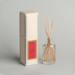 Load image into Gallery viewer, Votivo Aromatic Candles/diffusers
